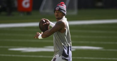 will-the-ongoing-qb-struggles-in-miami-and-carolina-open-the-door-for-a-deshaun-watson-trade?-–-draftkings-nation
